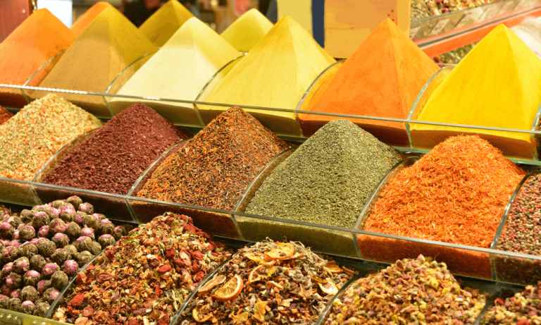 bosphorus-cruise-and-spice-bazaar