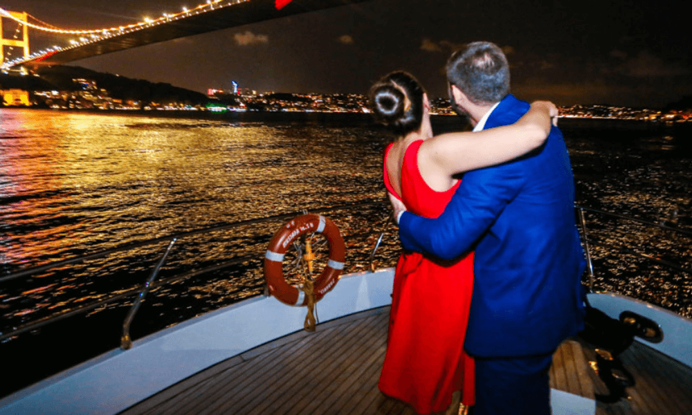 romantic cruise-bosphorus private yacht charter